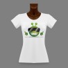 Women's Slim Funny T-Shirt - Cool Alien Smiley