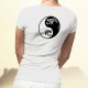T-shirt mode dame - Yin-Yang - L'oeil d'Horus tribal,  l'oeil Oudjat symbole protecteur représentant l'oeil du dieu faucon Horus