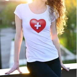 T-Shirt mode dame - Coeur rouge avec la croix suisse, drapeau suisse