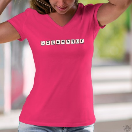 Gourmande ✲ lettres du jeu de Scrabble ✲ T-Shirt coton dame avec un joli trait de caractère