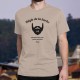 T-Shirt humoristique homme - Règle de la barbe 8 - portée avec fierté