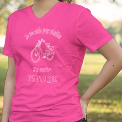 T-shirt humoristique coton mode Dame - Vintage Solex, vélo très célèbre et "Je ne suis pas vieille, je suis vintage"