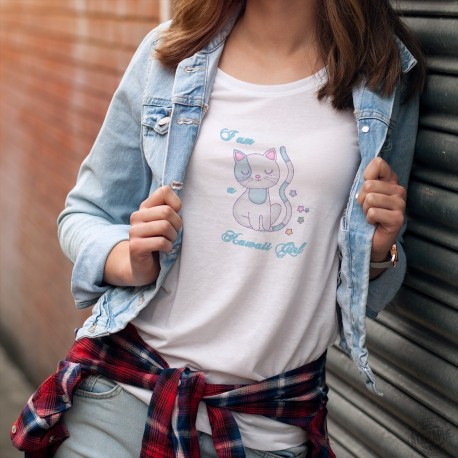 Women's fashionT-Shirt - I am a Kawaii Girl (I am an adorable girl), with a cat in Kawaii culture style