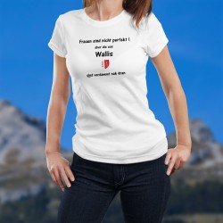 Perfekt Walliser Frau ★ écusson Valaisan ★ T-Shirt mode dame