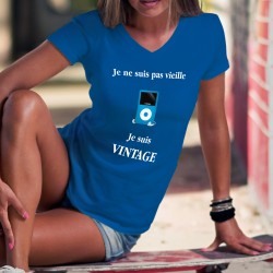 Vintage iPod ❋ Je ne suis pas vieille, je suis Vintage ❋ T-Shirt coton dame lecteur mp3
