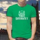 Dzodzet depuis 1481 ★ T-Shirt coton homme  inspiré du logo Cardinal, célèbre marque de bière du canton de Fribourg