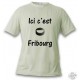 T-Shirt Eishockey Puck - Ici c'est Fribourg - für Herren oder Frauen, November White