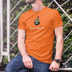 Alfa Romeo Think different ★ penser différemment ★ T-Shirt coton homme le logo de Alfa Romeo inspiré d'une marque de smartphones