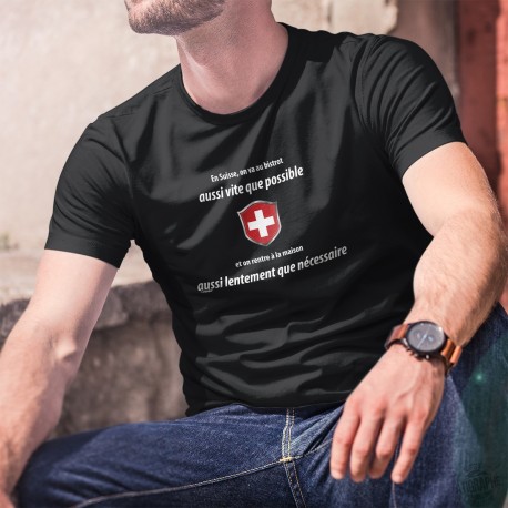 En Suisse on va au bistrot aussi vite que possible ✚ Herren-Baumwoll-T-Shirt