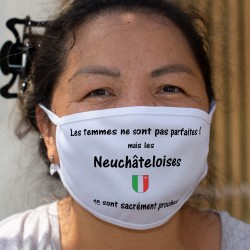 Neuchâteloise, femme parfaite ★ écusson Neuchâtelois ★ Masque en tissu