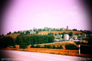 La petite ville de Romont, photo prise depuis Billens