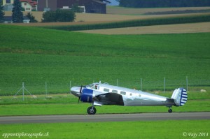 Atterrissage du second Beechcraft