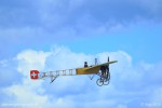 Le Blériot XI identique à celui de Louis Blériot lorsqu'il traversa la Manche en 1909 Le Blériot XI identique à celui de Louis Blériot lorsqu'il traversa la Manche en 1909